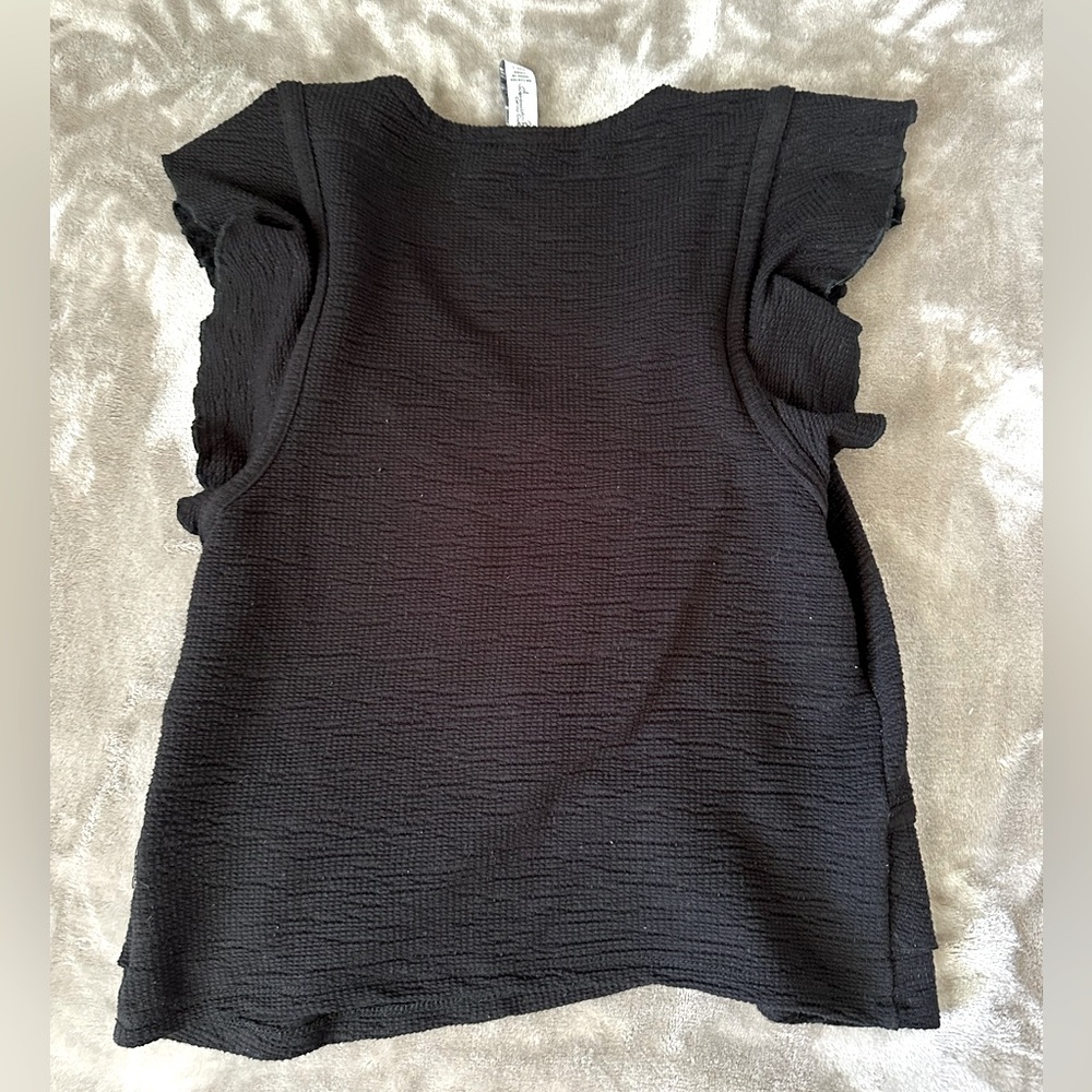 Black Ruffle-Front top - Picture 2 of 2